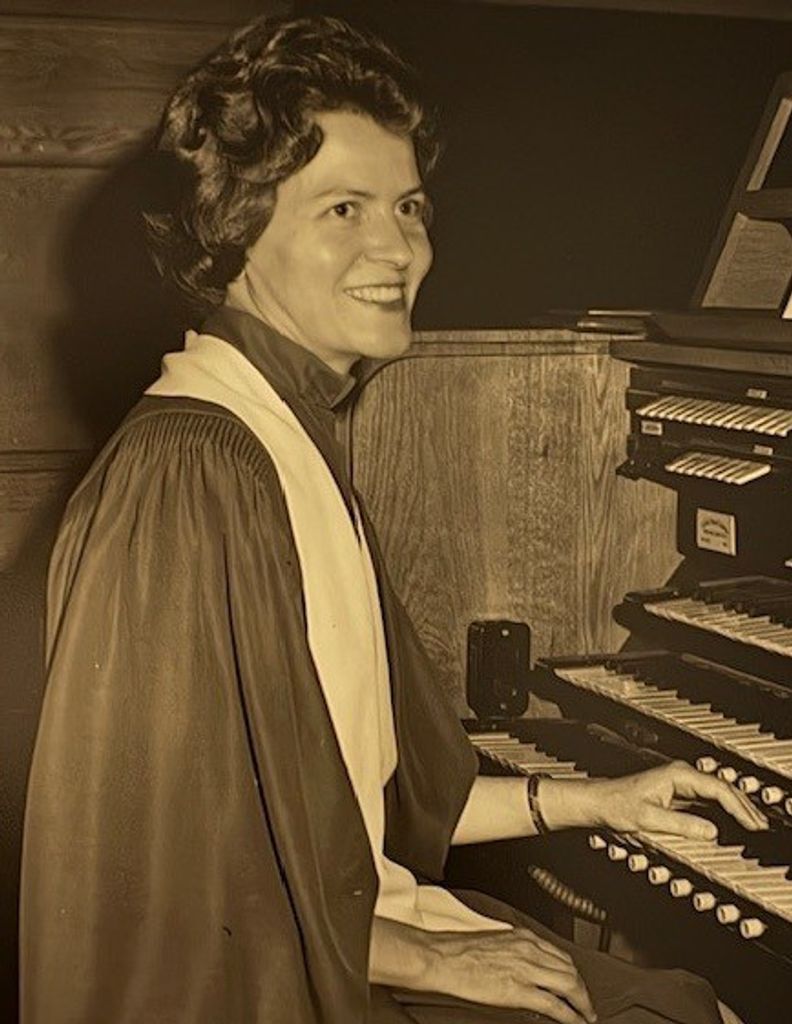 Helen Joyce (Lyle)  Wallace Profile Photo