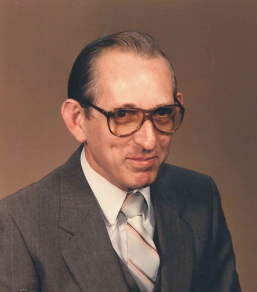 Warren L Belfire