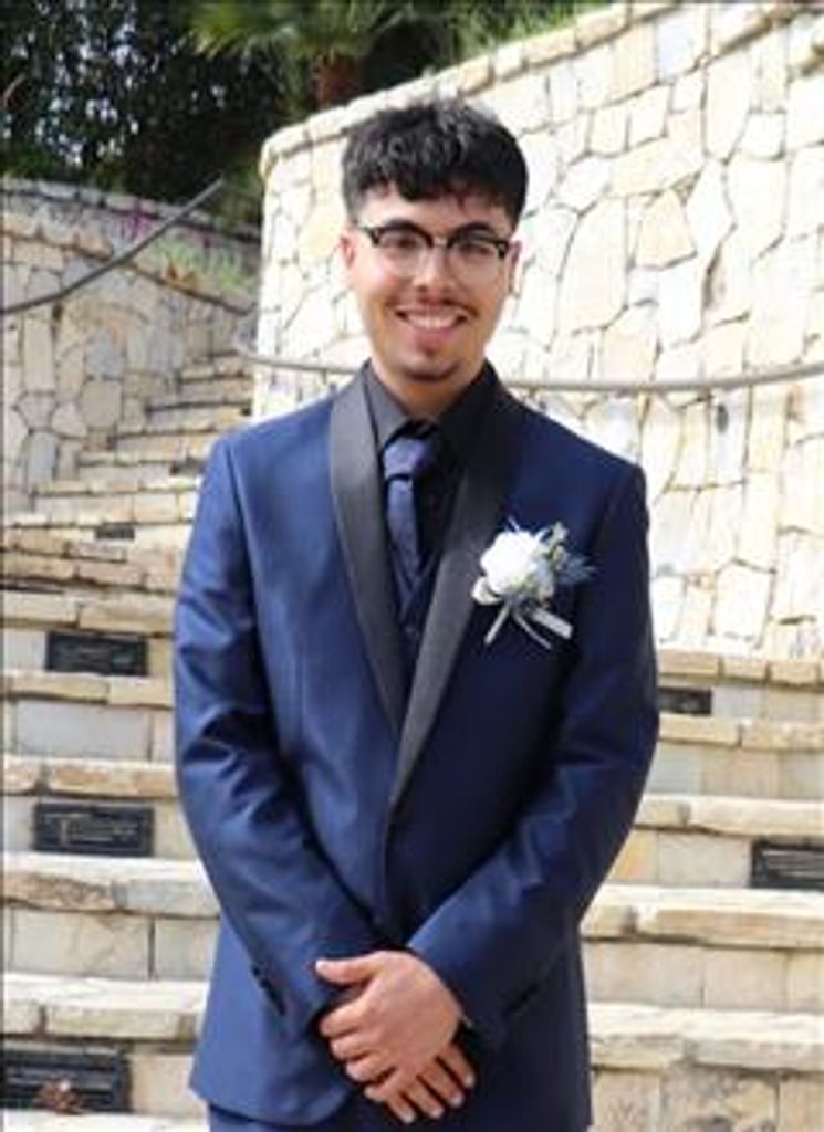 Angel Padilla Lopez Profile Photo