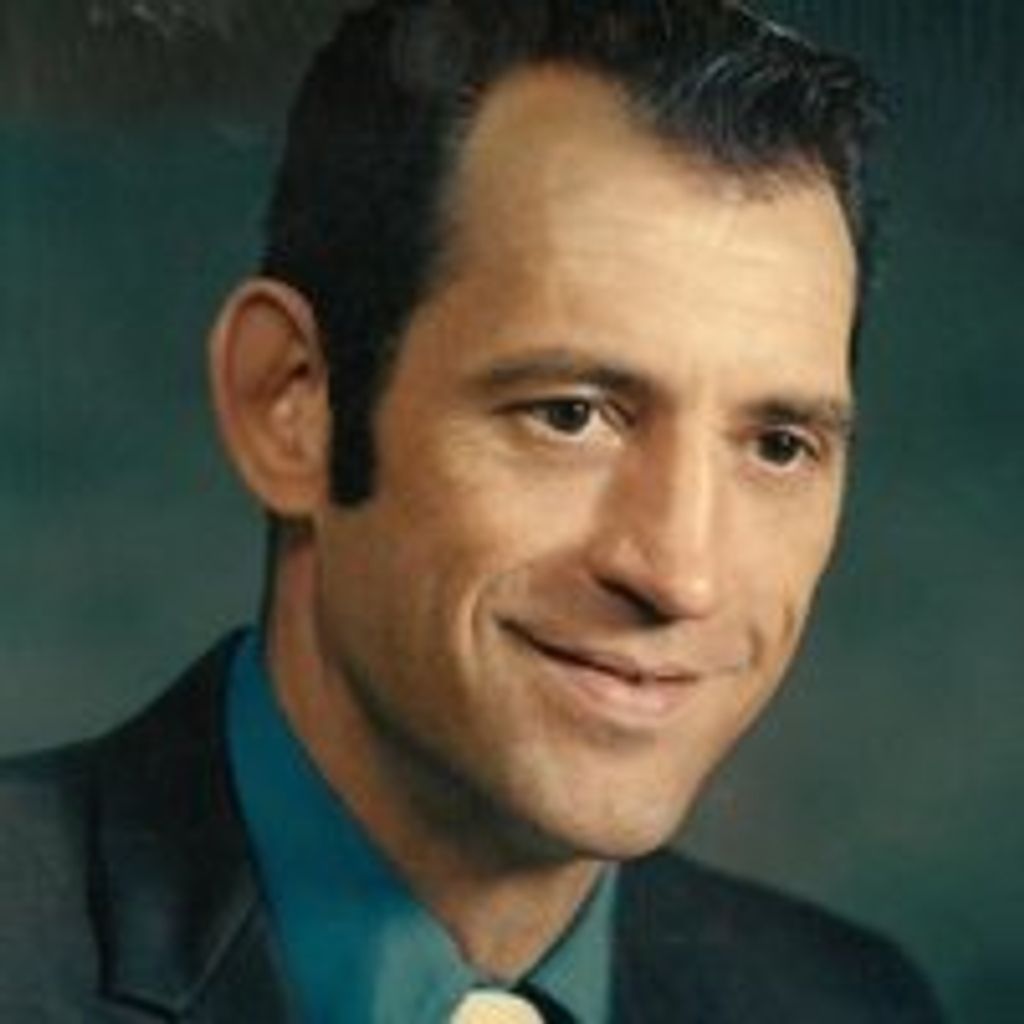 Julius "Junior" Hollis