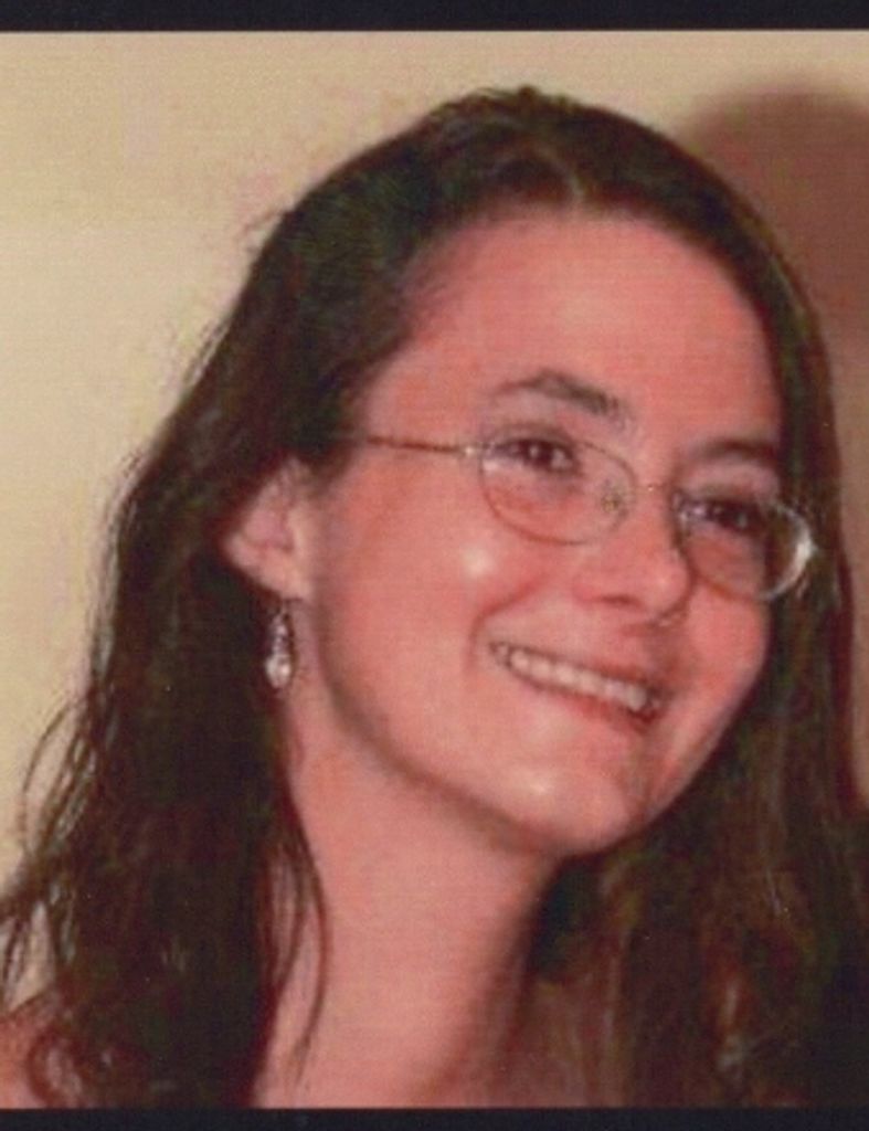 Lisa M. (Andrews) Carvalho