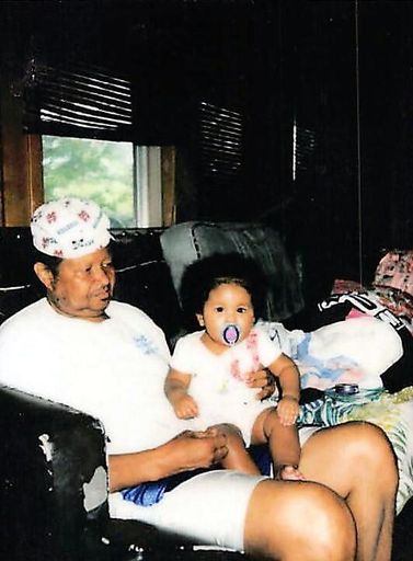 Earline Wilson photo gallery thumbnail 13 of 85