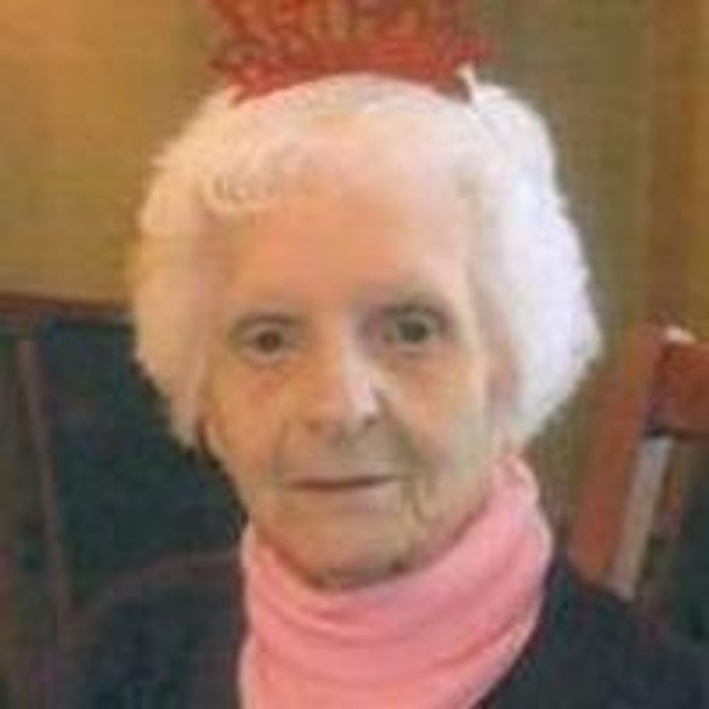 Jeanette M Lagoy