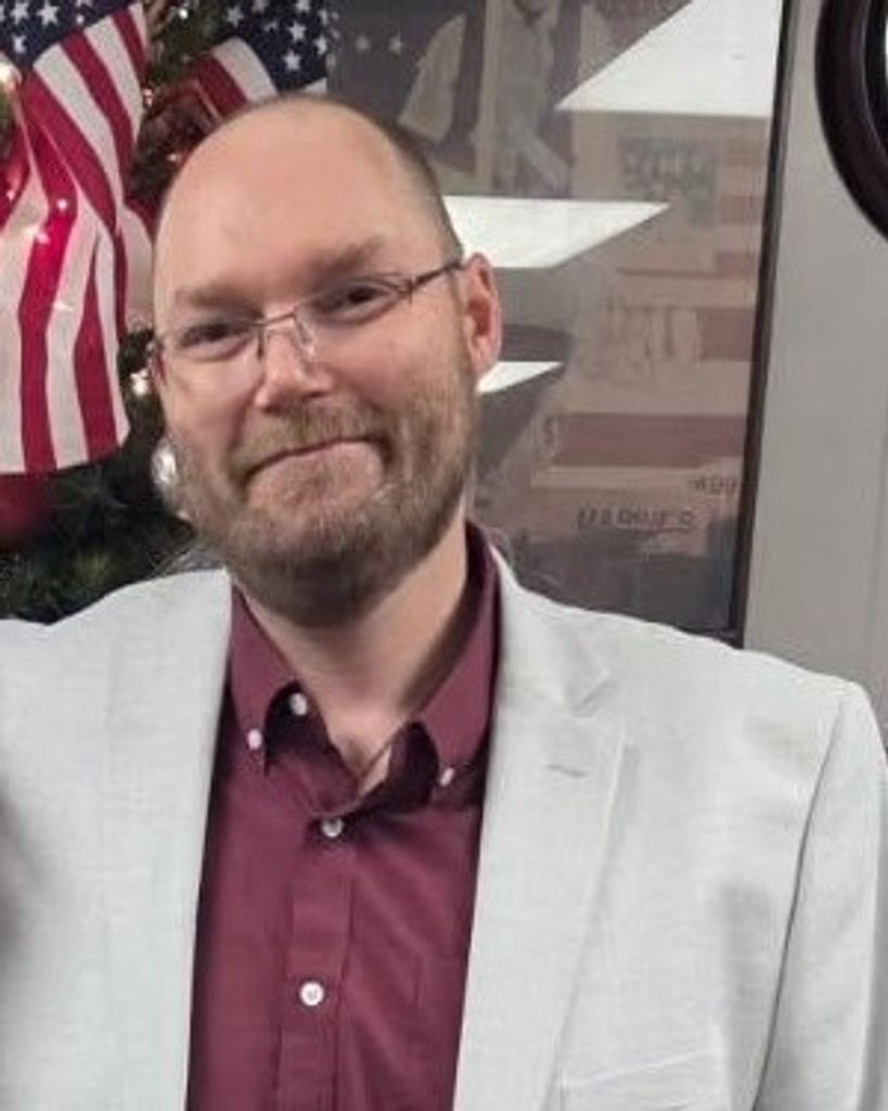 Joshua Michael Pierce Profile Photo