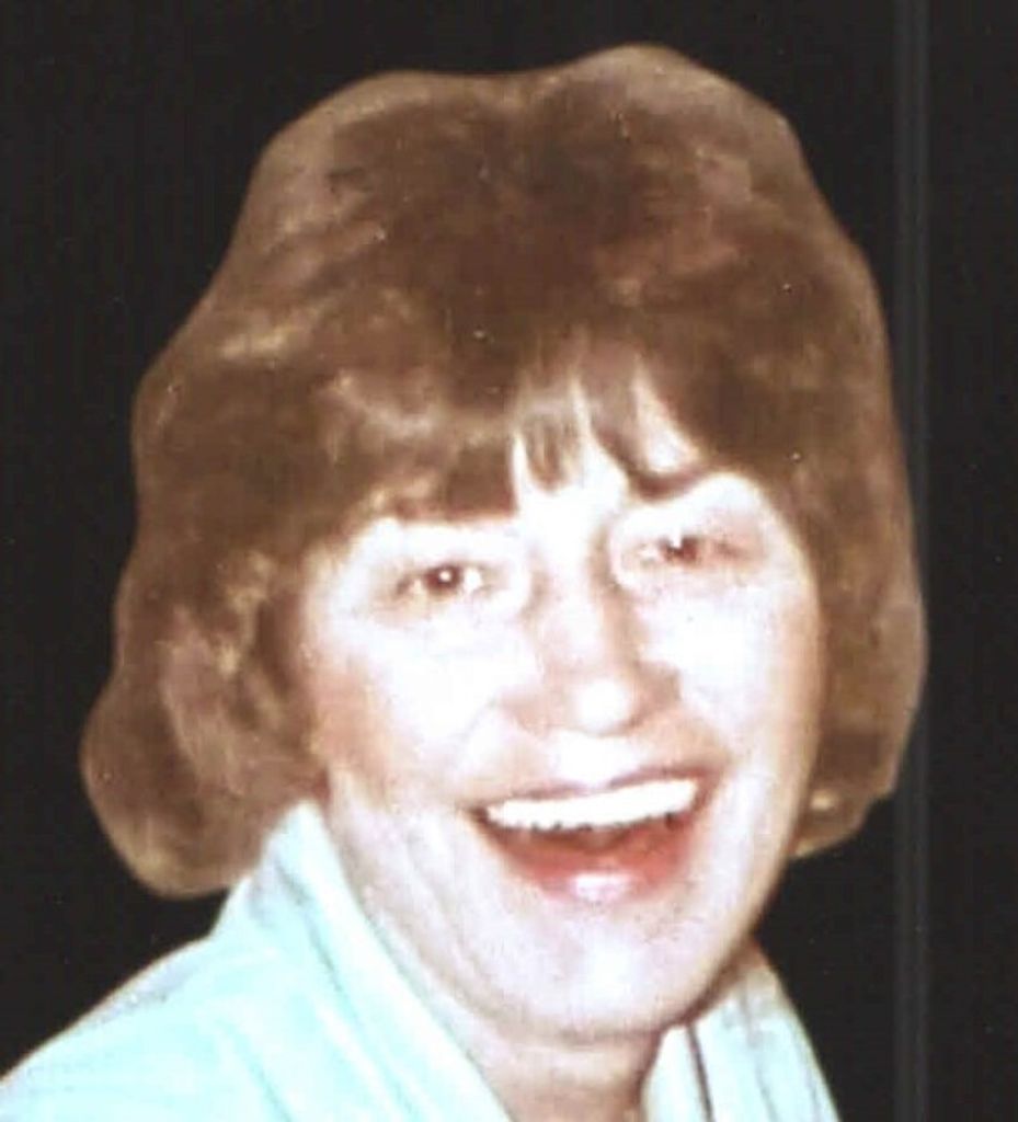 Nadine Evelyn (Lingruen)  Bally