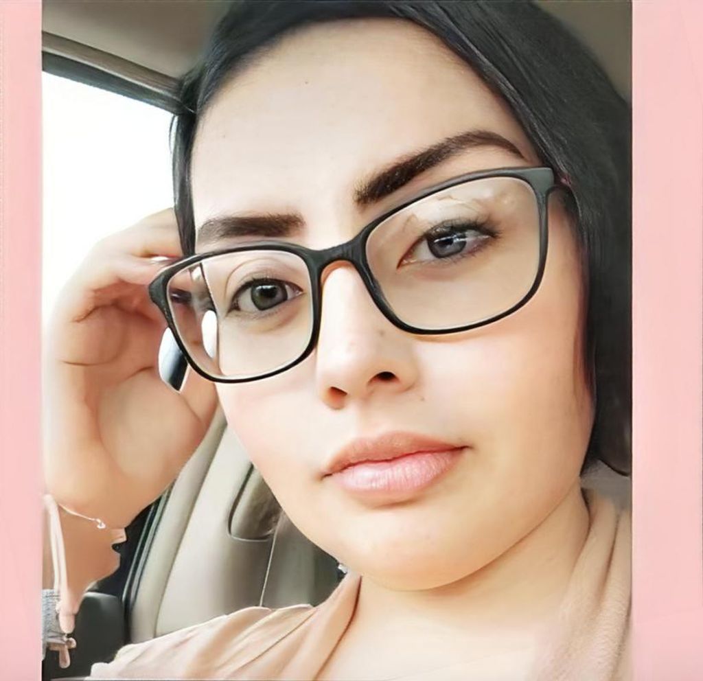 Angel Nicole De La Cruz