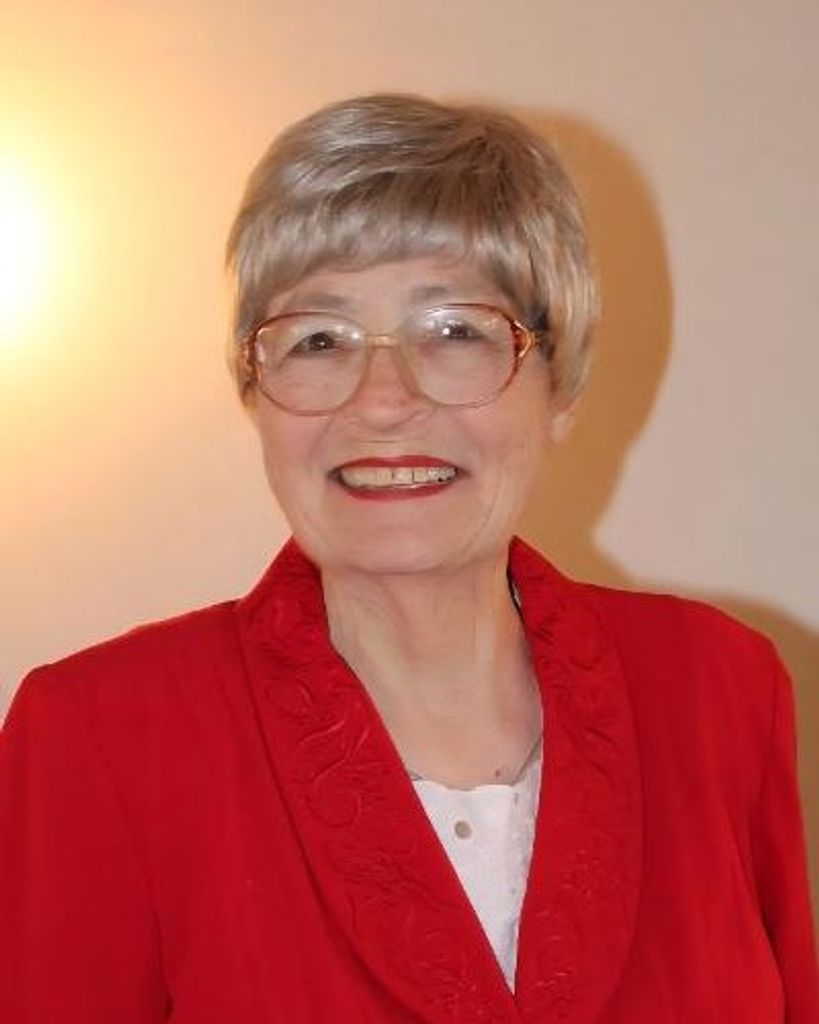 Elizabeth Marie Wines Profile Photo