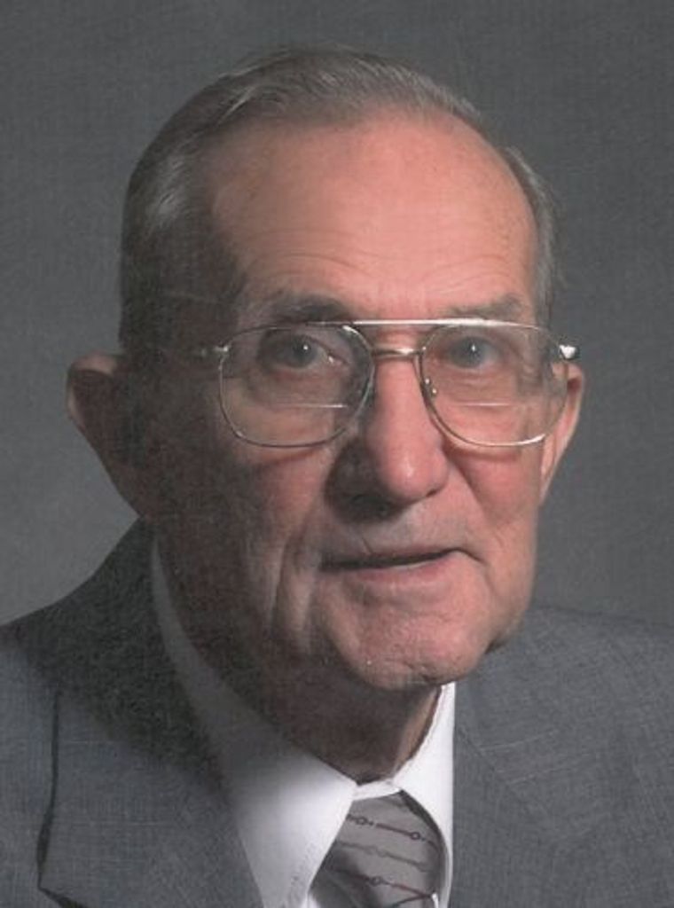 Max L. Woerth Profile Photo