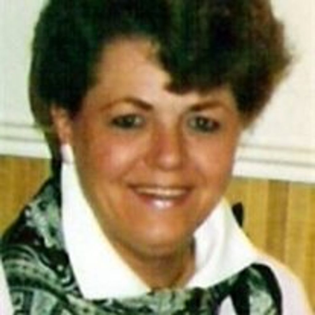 Lauraine E Schwasnick