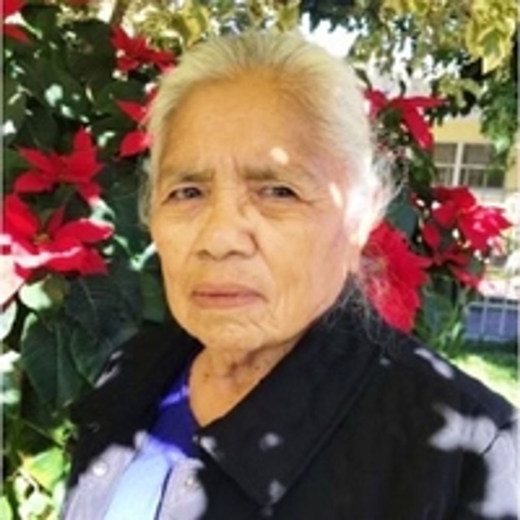 Angela Landaverde-Flores Profile Photo
