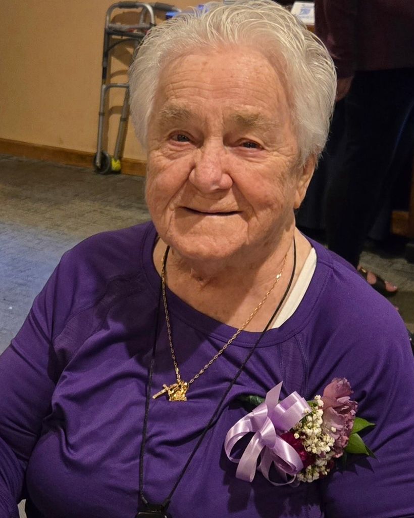 Anna B Thompson Profile Photo