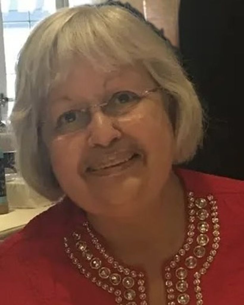 Carmen Elena Hernandez Profile Photo