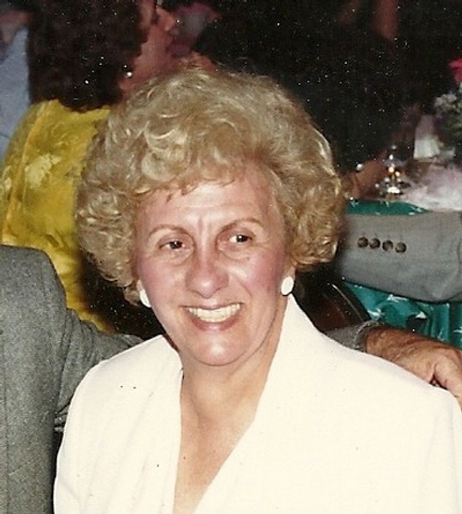 Evelyn I. Schmidt Profile Photo