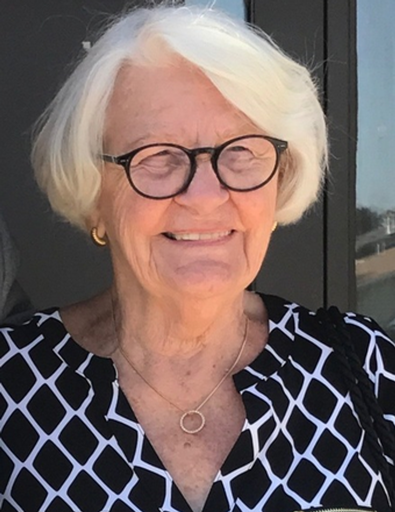 Shirley  June (Pastoor) Triezenberg