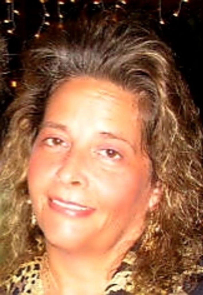 Victoria Mackintosh Profile Photo