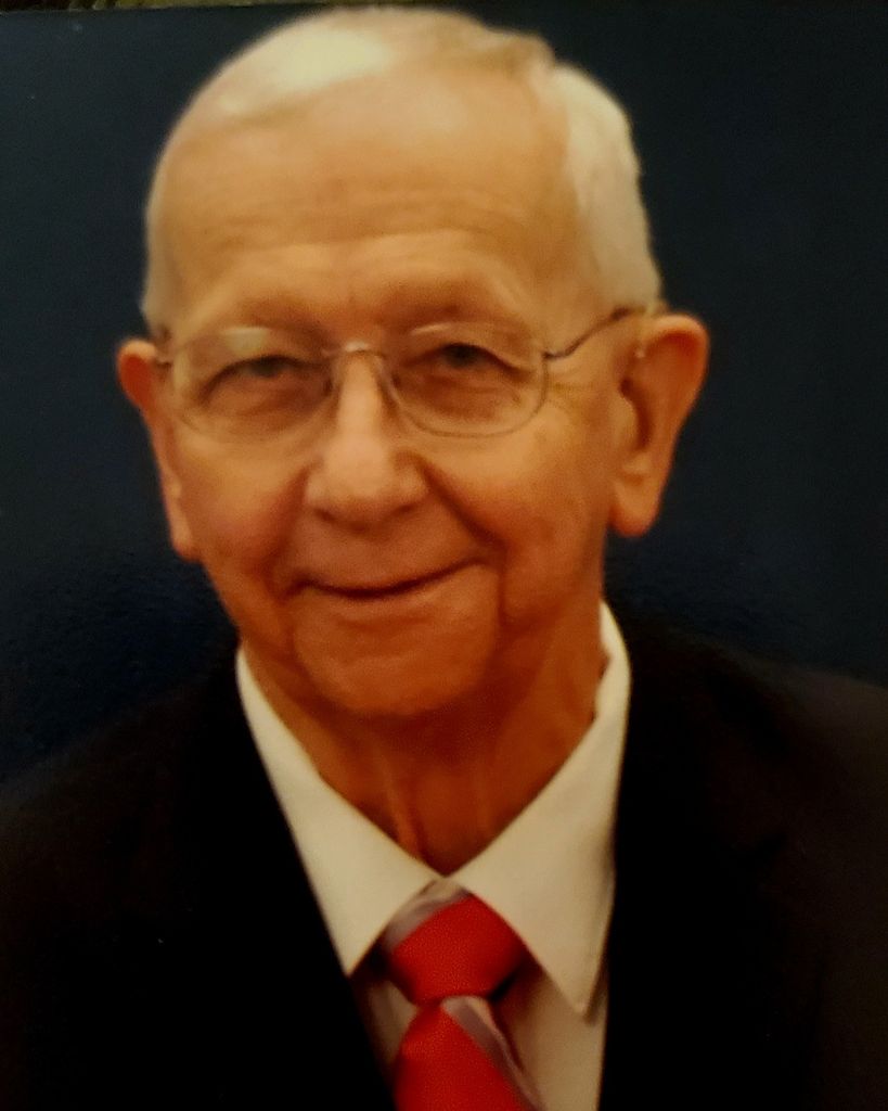 Gale "Gus" Lennart Moore Profile Photo