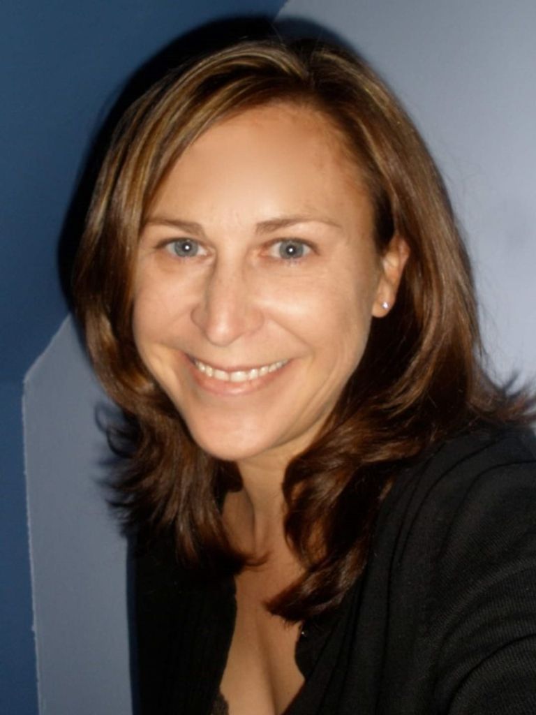 Julie Sarra