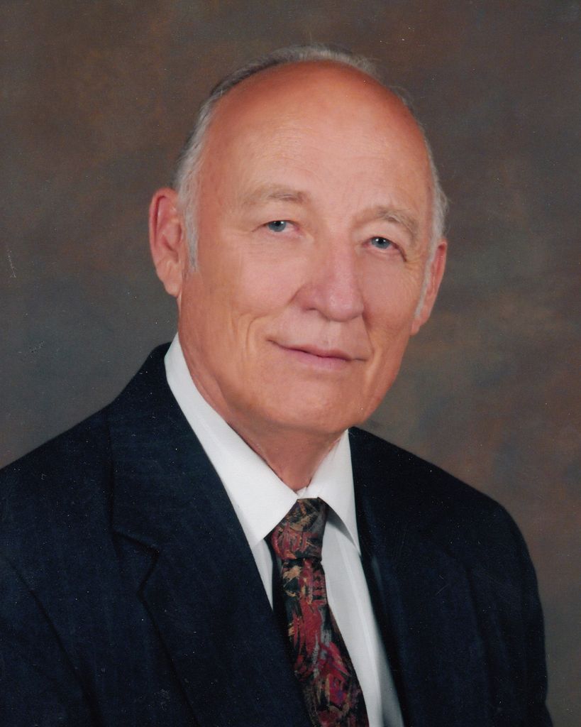 Roger Edwin McQueary Profile Photo