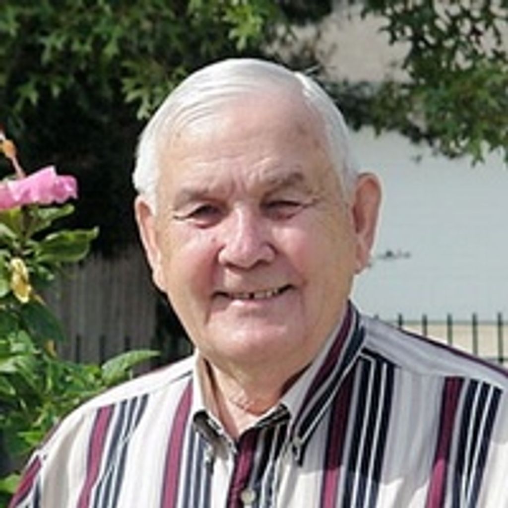 Ernest Earl Morris Profile Photo