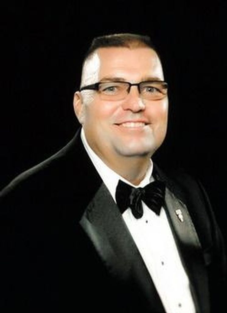 Russell Dennis Profile Photo