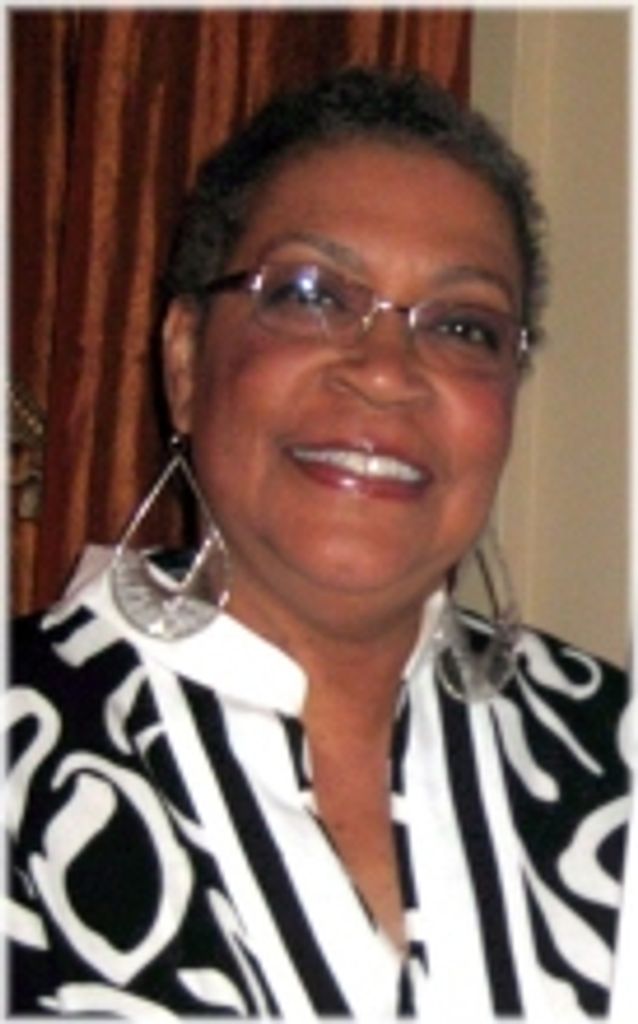 Aline Doss