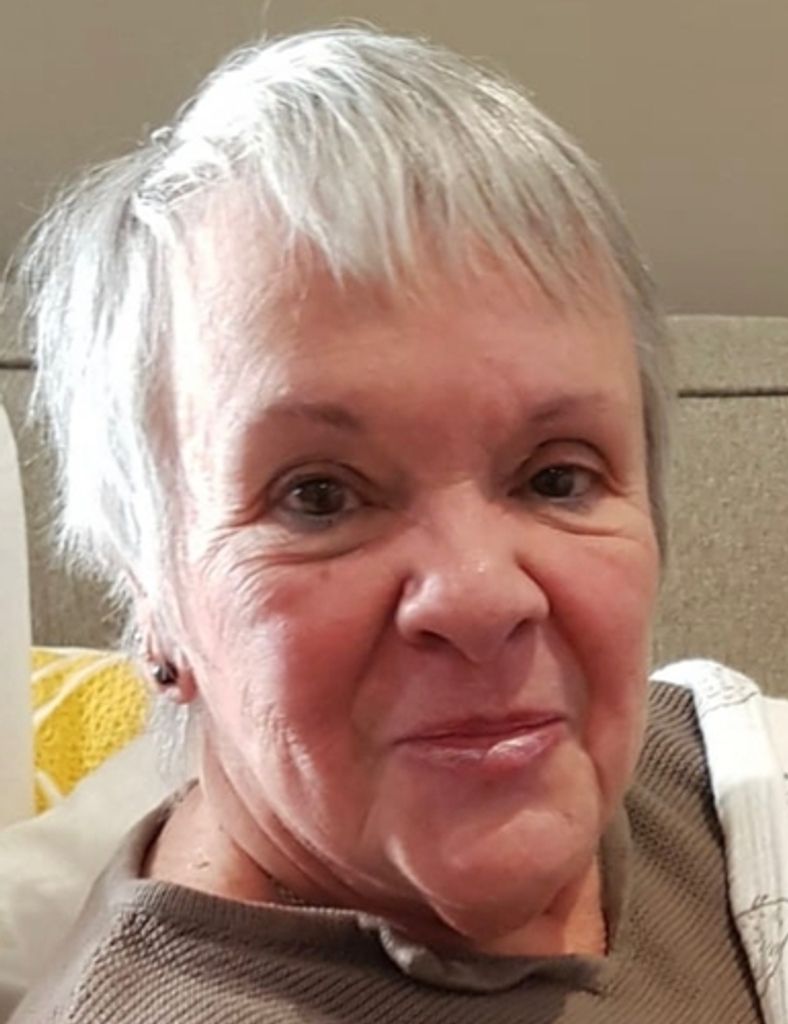 Linda S. (Carlson) Phillips Profile Photo