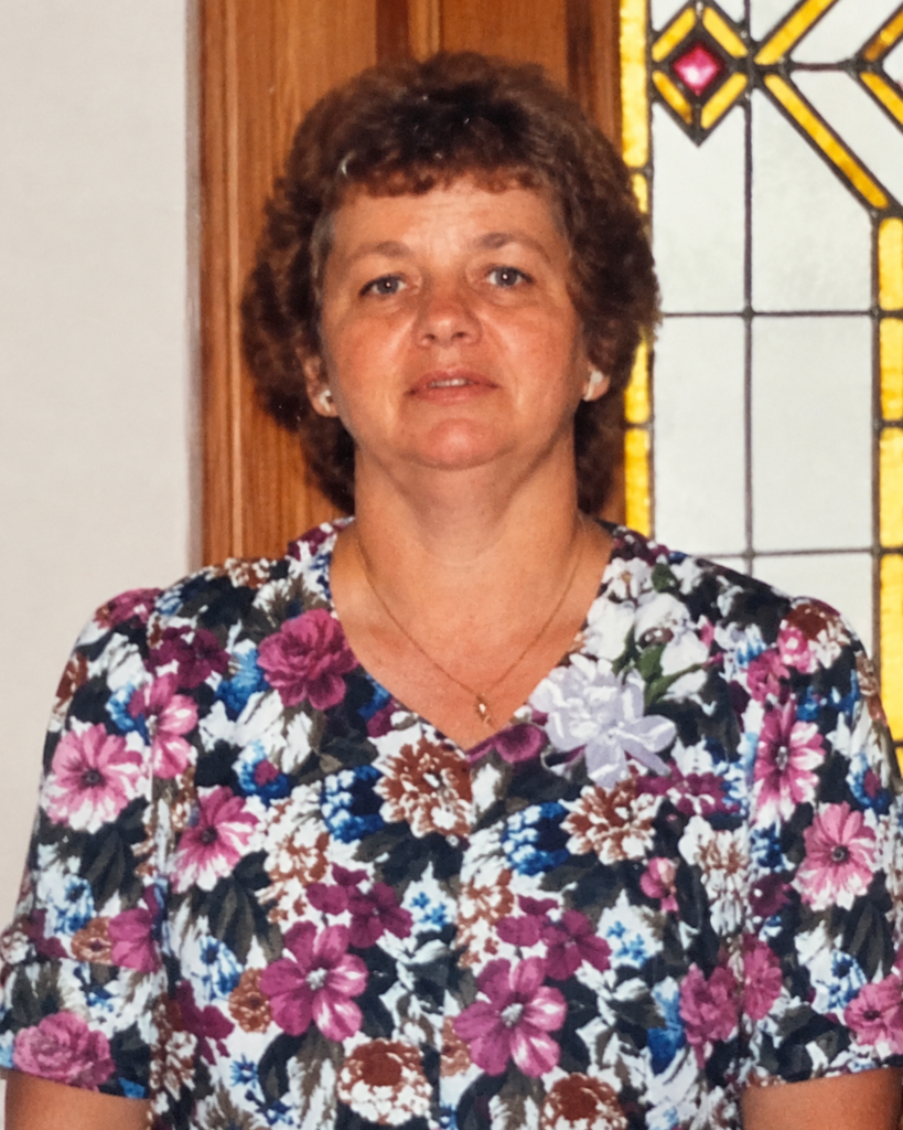 Janice E Neumeister