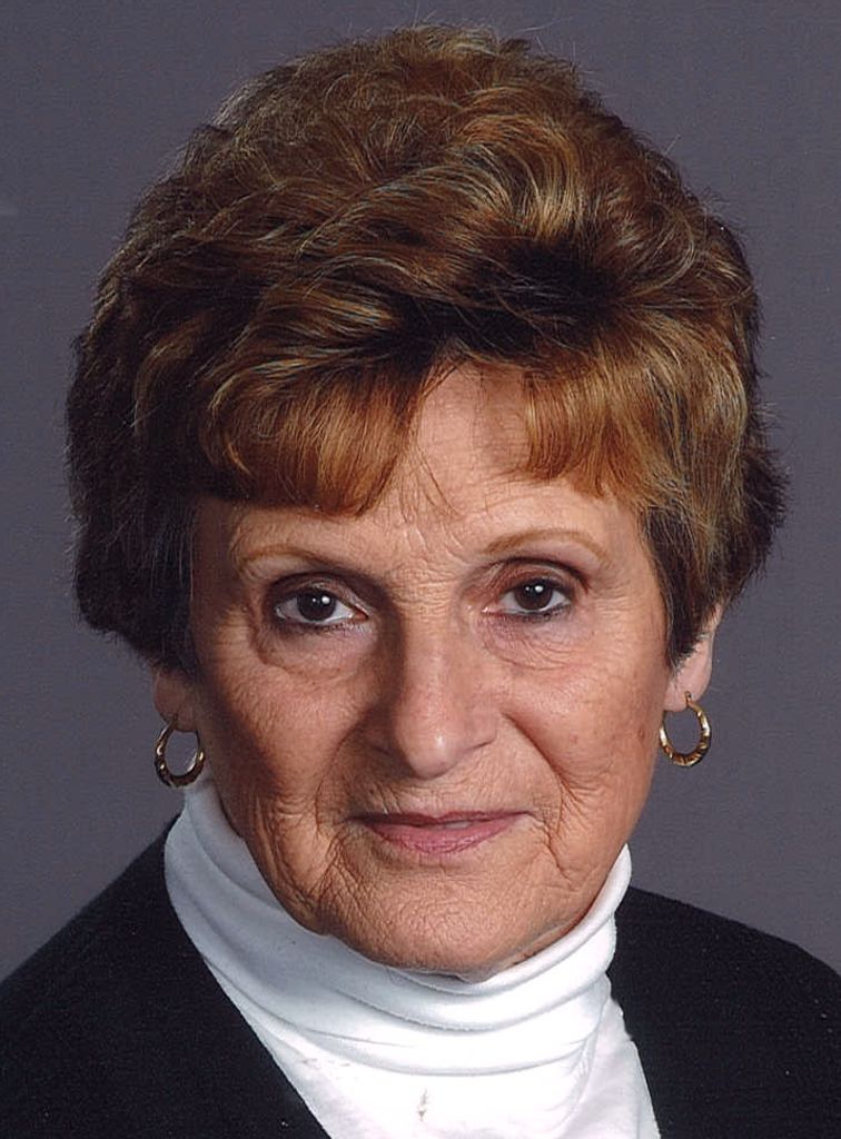 Vivian Genevieve Derenne