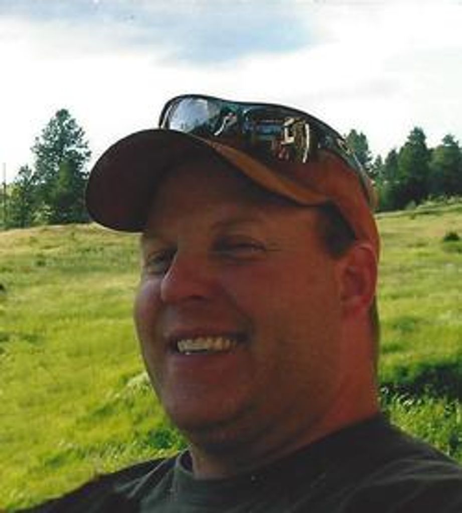 Monte Ray Hilderbrandt Profile Photo