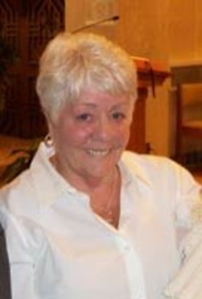 Helen Diggins Profile Photo