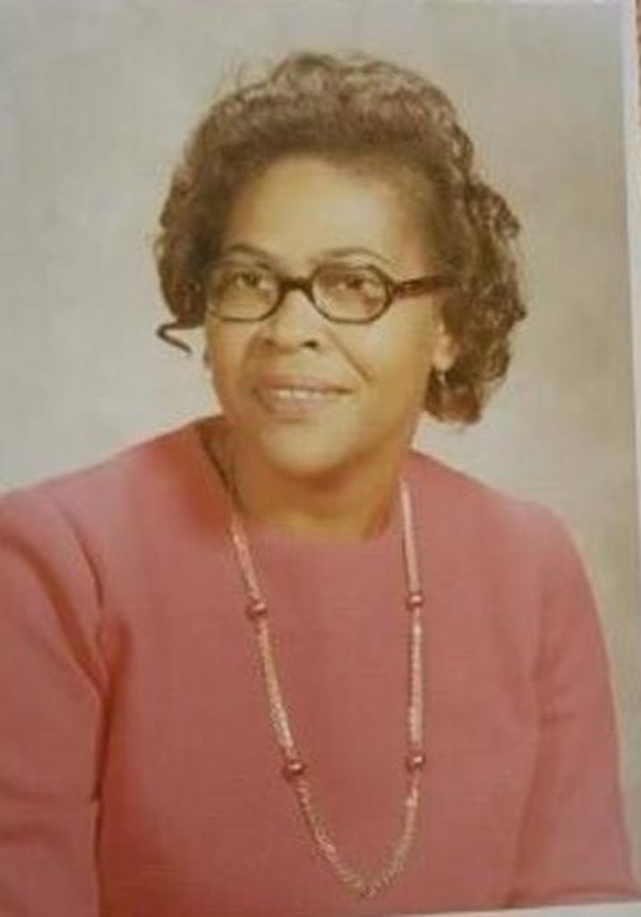 Ernestine Moore Obee Profile Photo