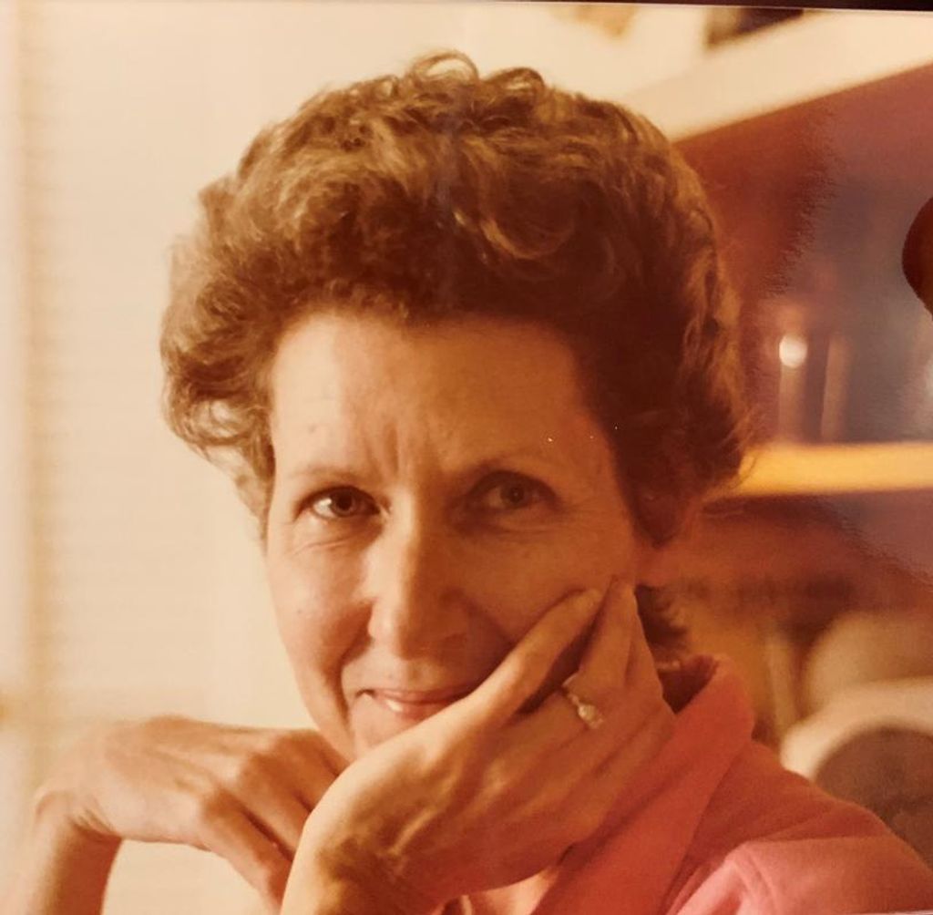 Suzanne Martha Delcontey Profile Photo