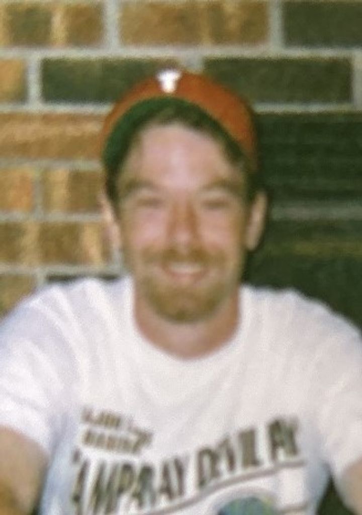 Robert William Kirkman Profile Photo