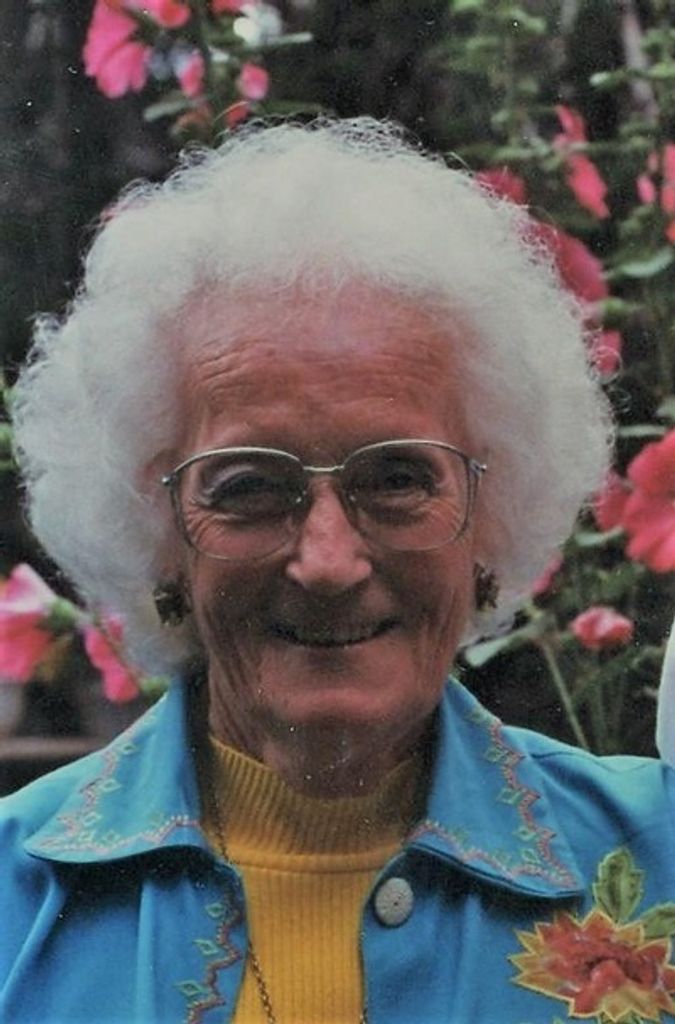 Claudine Barrett Givens Profile Photo