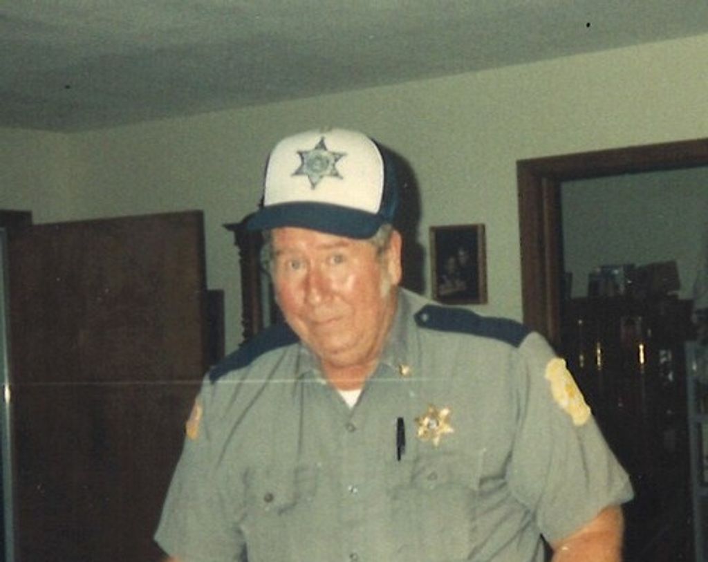 Everett Hamilton Profile Photo