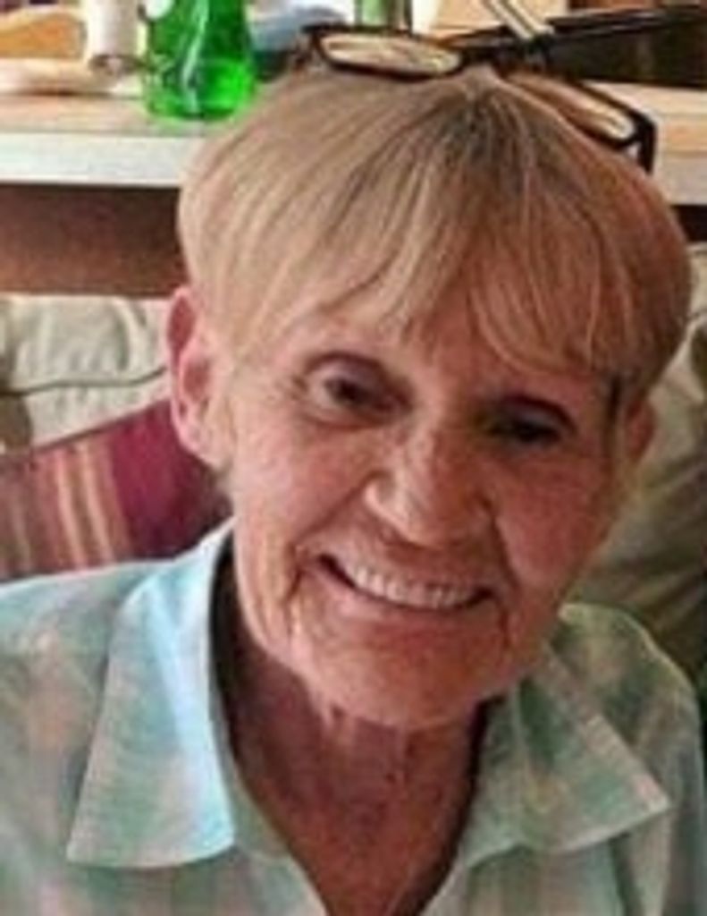Maureen  Marie Kneiding