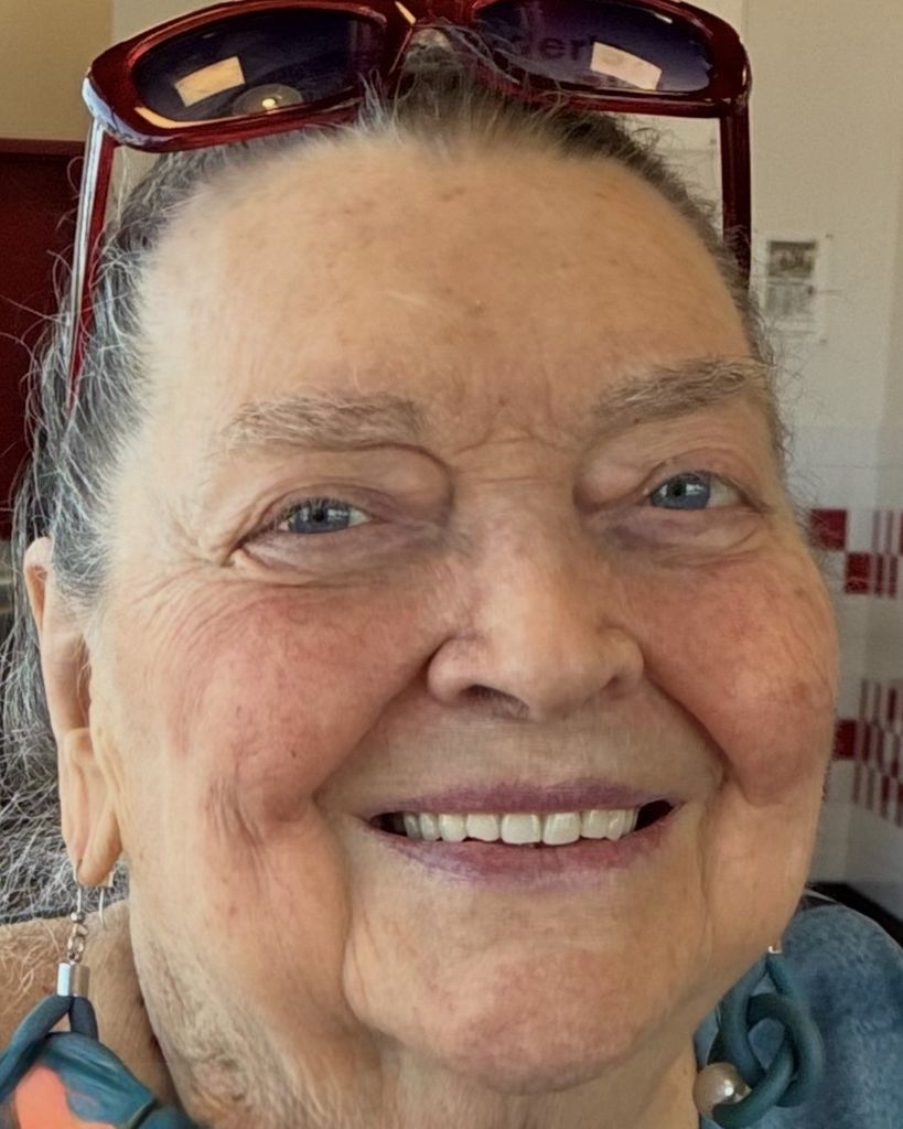 Sue Dovey Profile Photo