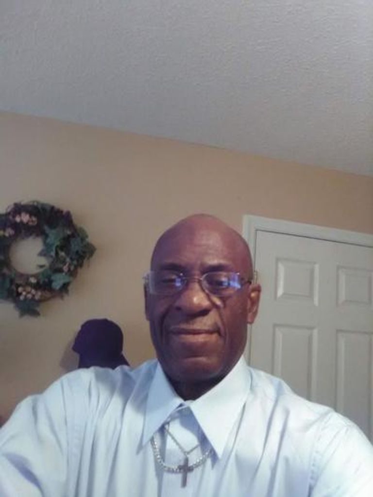 Johnnie L Cooper Profile Photo