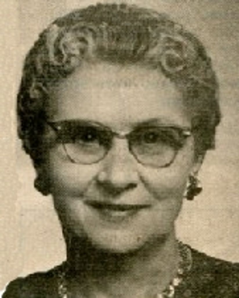 Esther Maria Lynner