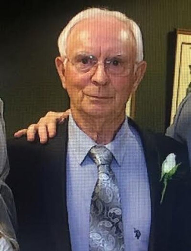 Amos "Buzz" Cecil Usry Jr. Profile Photo