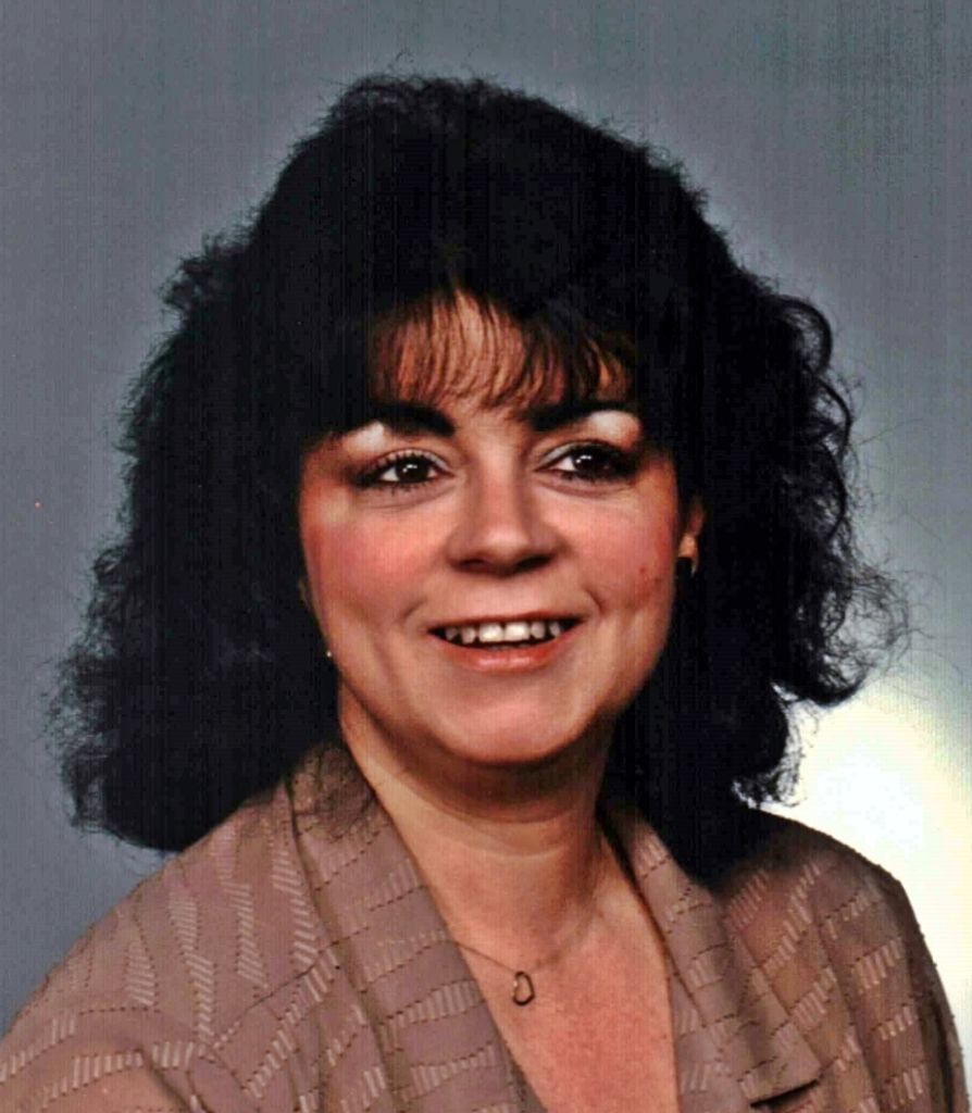 Lorraine M. (Charbonneau)  Mangual