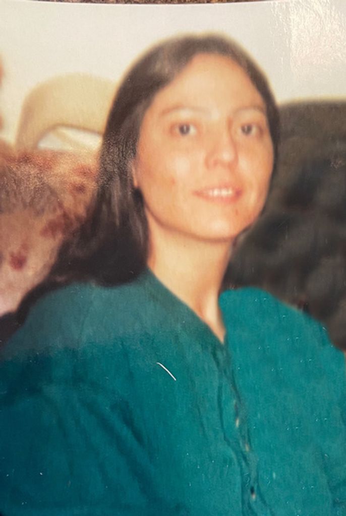Lisa Jolynn Desart Profile Photo