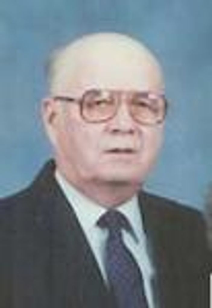 Thomas J. Slewitzke