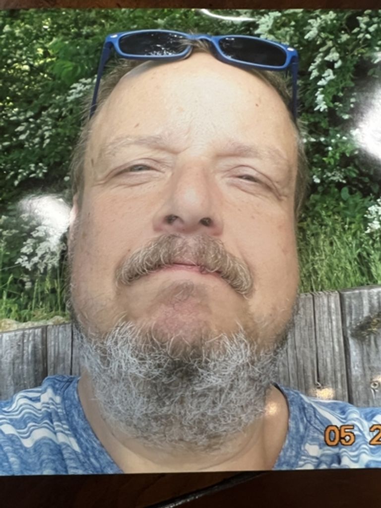 Tom Earl Bumgardner Profile Photo