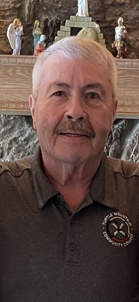Dwight "Ike" Lee Trottier Profile Photo
