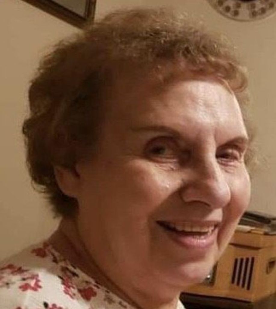 Mary  A. "Toni"  (Sievers) Vizzini Profile Photo
