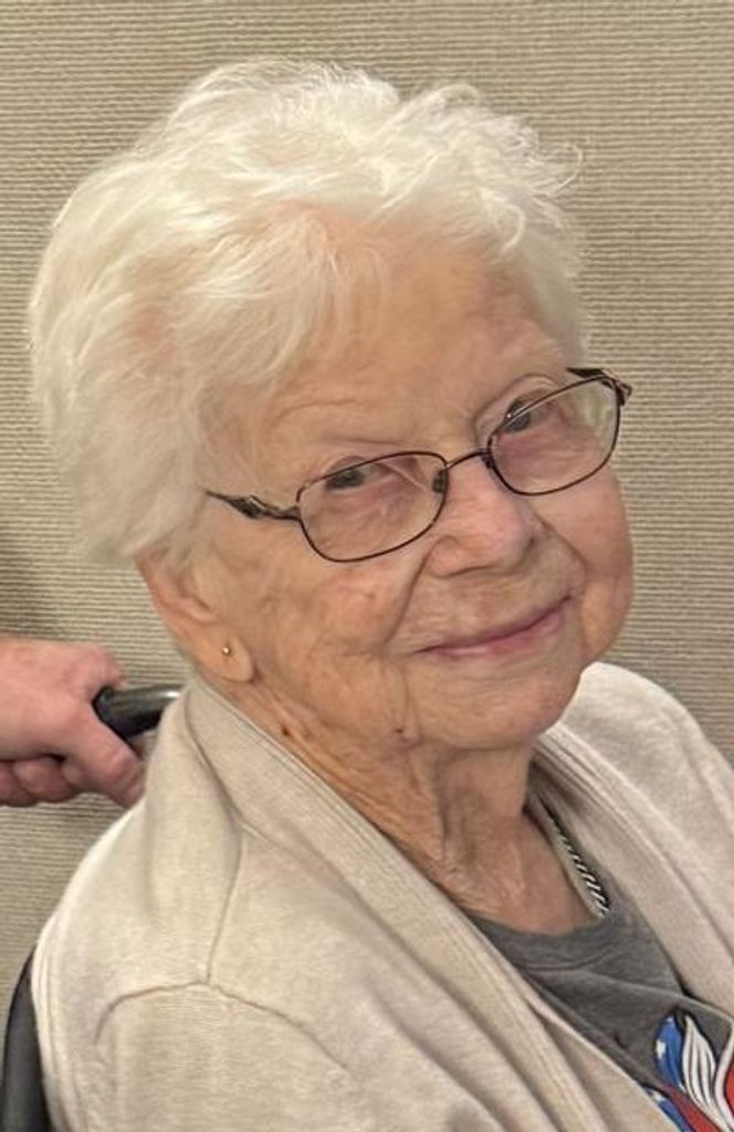 Eva Margaret Molloy Profile Photo