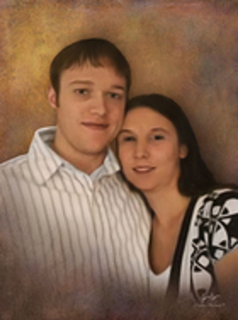 Joshua C. & Amanda Jo Hendrix Profile Photo
