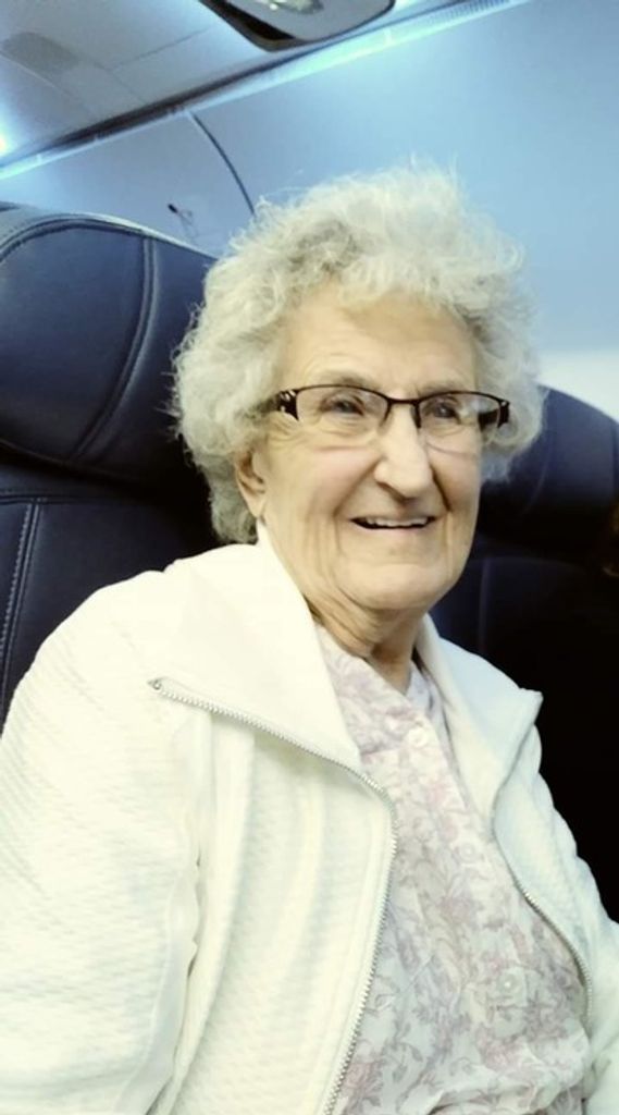 Ruth Gaetze Profile Photo