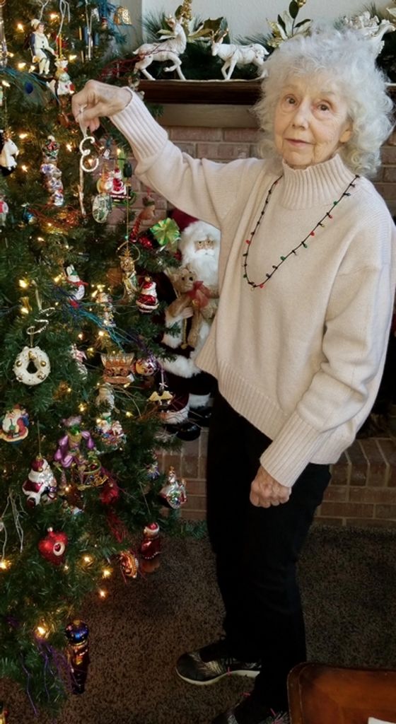 Evelyn Mae Dawson Profile Photo